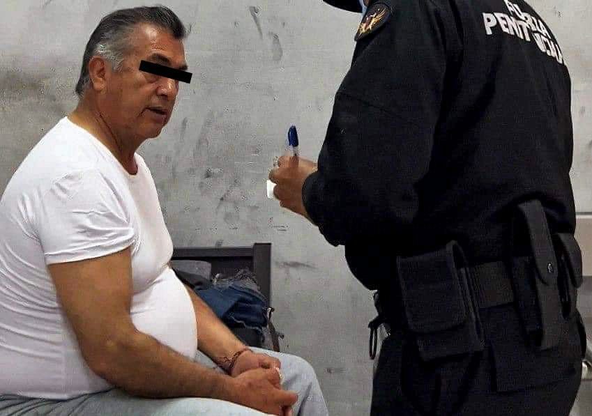 El Bronco en el penal de Apodaca