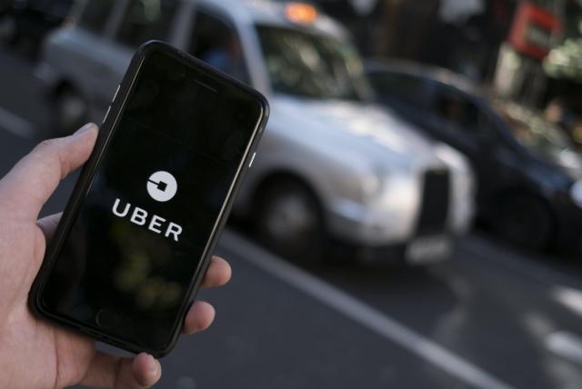 Mujer denuncia acoso de un conductor de Uber