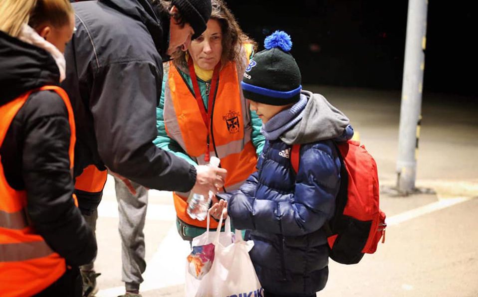 Niño ucraniano de 11 años llega sólo a Eslovaquia