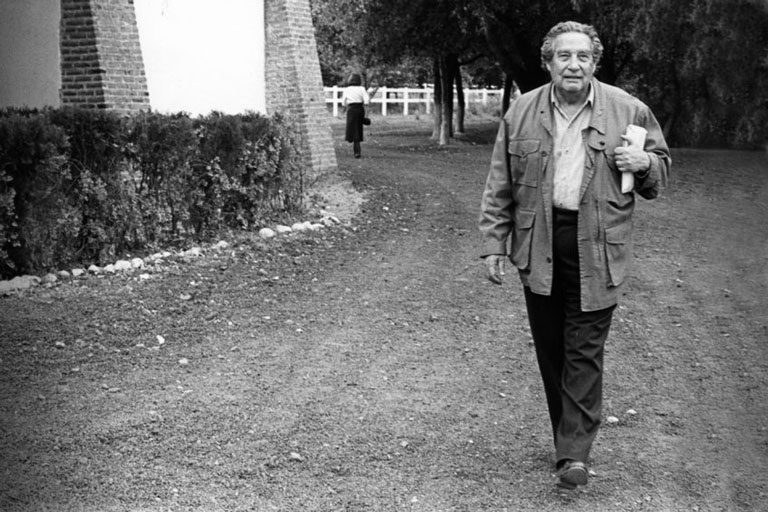 Octavio Paz en el Colegio de San Ildefonso