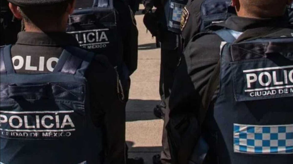 Procesan a agente del MP por negar servicio público en Iztapalapa