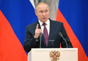 Putin ordena crear lista de países que tienen “acciones no amistosas” contra Rusia