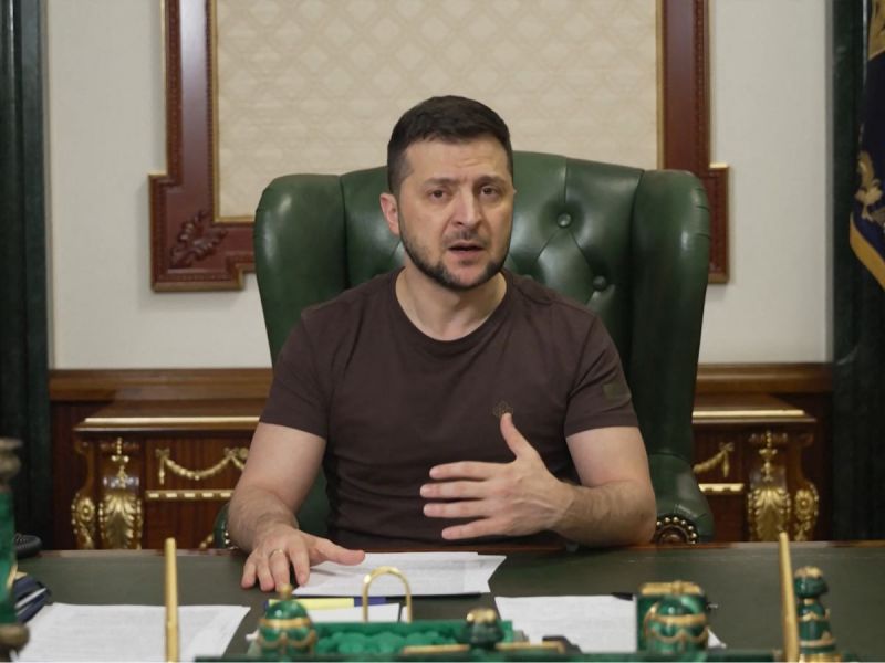 Zelenski pide diálogo con Putin