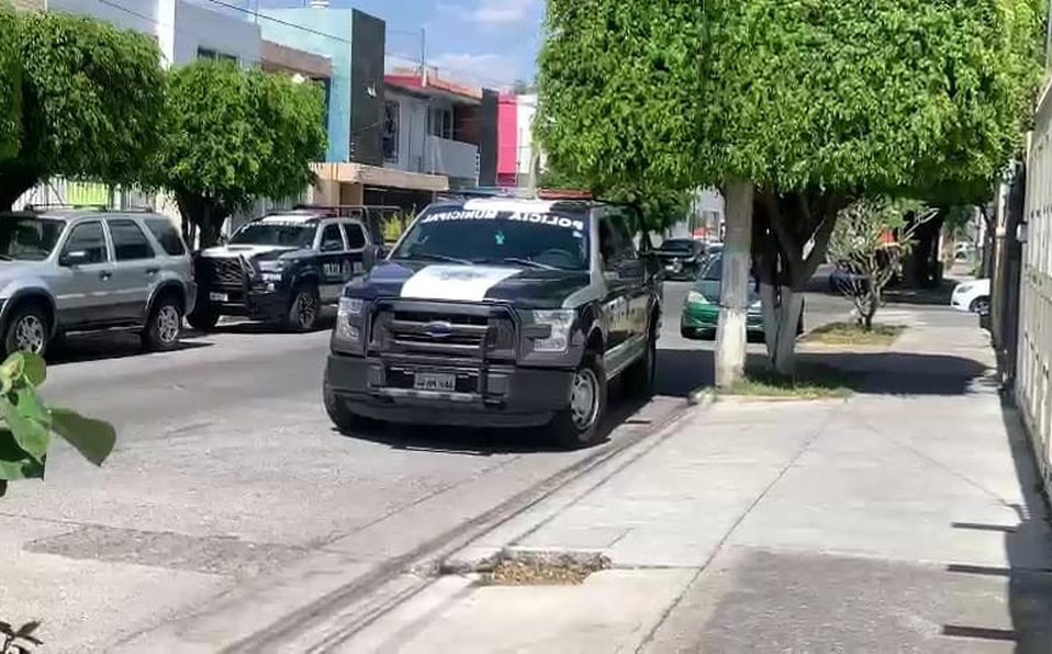 Roban 150 mil pesos a un hombre al salir de banco en Zapopan