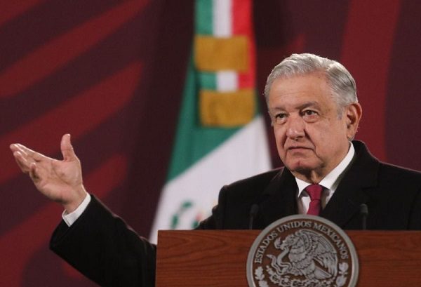 AMLO envía iniciativa para crear Centro Nacional de Identificación Humana
