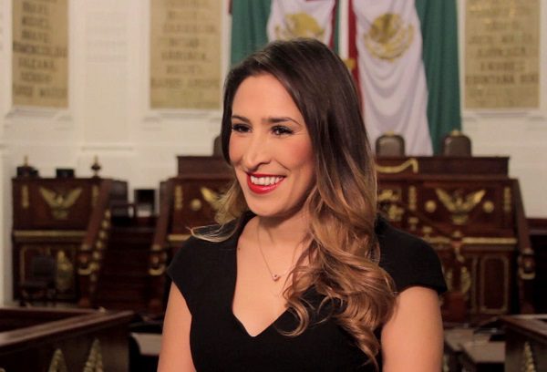 La hija de Rosario Robles vuelve a solicitar audiencia con el fiscal Gertz Manero