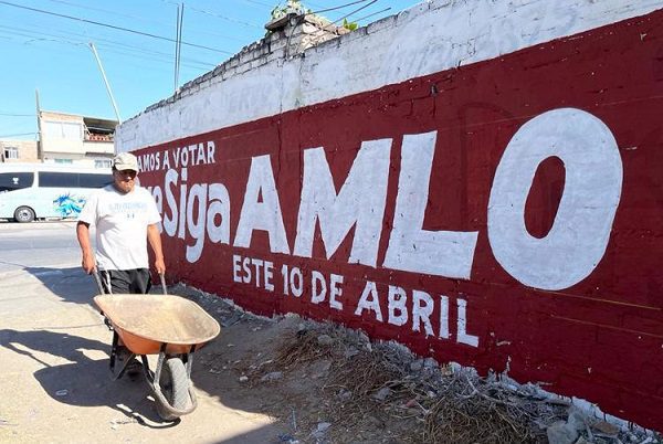 INE presenta protocolo para que mexicanos en el extranjero voten en Revocación de mandato