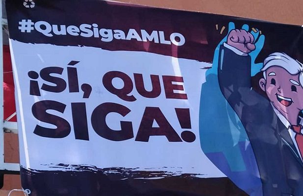 El INE ordena retirar la propaganda a favor de AMLO en 30 estados