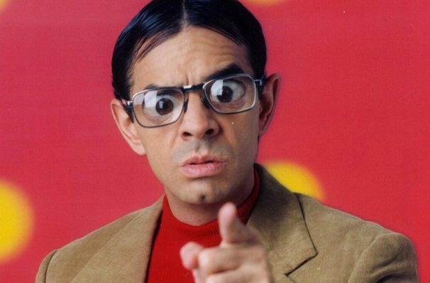 Tunden en redes Derbez por decir que Matamoros “es un pueblo sin luz”