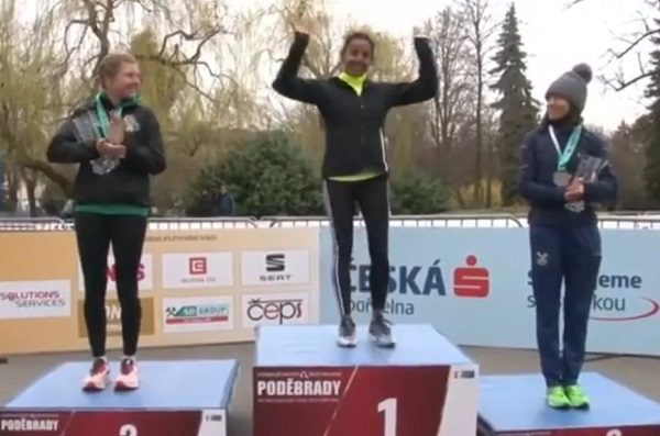 La mexicana Valeria Ortuño conquista primer lugar en tradicional carrera de Podebrady
