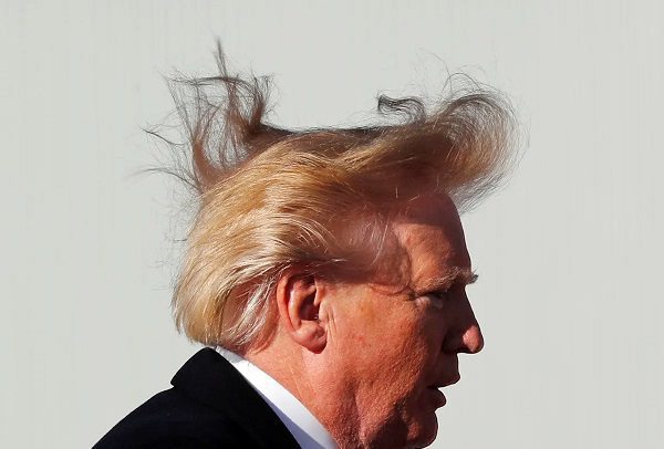 Renuncian los principales directivos de red social de Trump