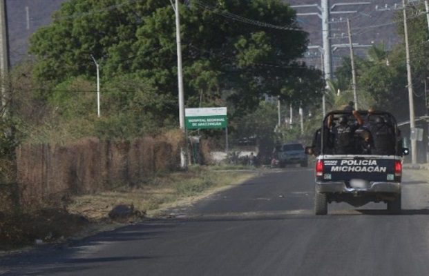 Asesinan a notario público de Uruapan afuera de su oficina