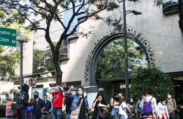 Juez da ultimátum a FGR para determinar acción penal contra científicos del Conacyt