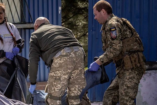 Al menos 39 muertos en ataque de misil ruso a estación de tren en Donetsk