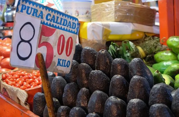 Inflación sube a 7.45% en marzo, su mayor nivel desde 2001