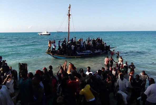 Localizan los cuerpos de 13 migrantes tras naufragio de dos embarcaciones en Túnez