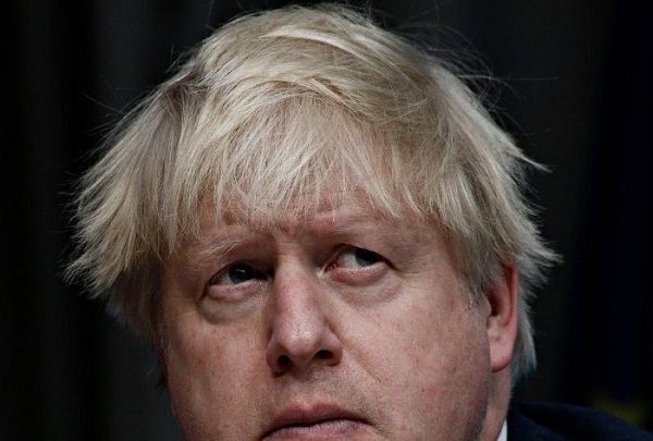 Policía londinense impone más de 50 multas por fiestas covid de Boris Johnson