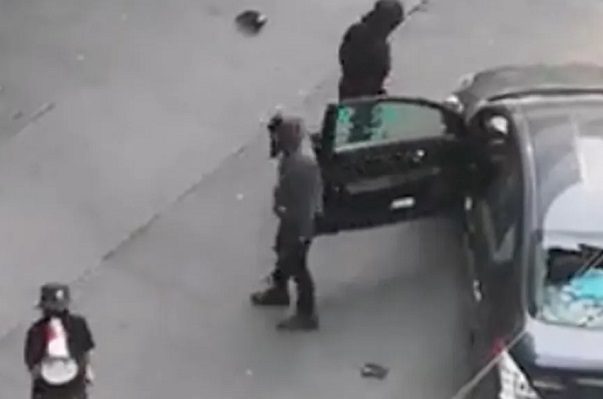 Fiscalía CDMX ya indaga ataque de encapuchadas en calles del centro