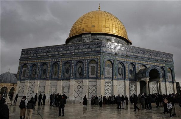 Más de 150 heridos tras enfrentamientos en Explanada de Mezquitas de Jerusalén