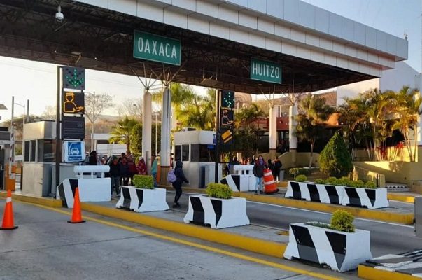 Vinculan a proceso a siete personas por toma de caseta en Oaxaca
