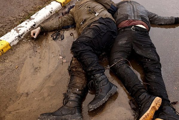 Putin condecora a brigada acusada de realizar las masacres en Bucha