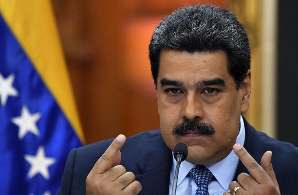 Maduro reactiva el diálogo con políticos, activistas y empresarios