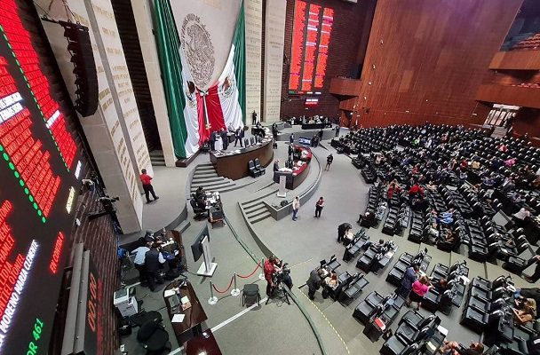 Morena boletinará a diputados "traidores" y Va por México anuncia moción contra reforma de litio