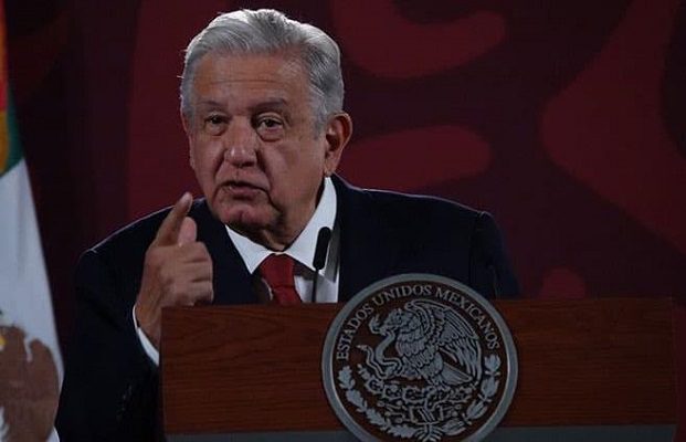 AMLO alerta por consumo de comida chatarra y “aguas puercas”