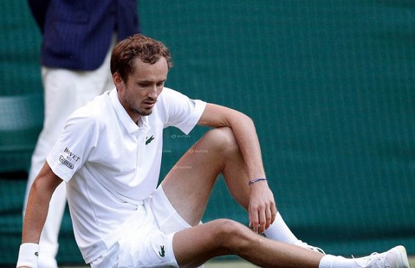 Torneo de Wimbledon prohíbe competir a tenistas rusos y bielorrusos