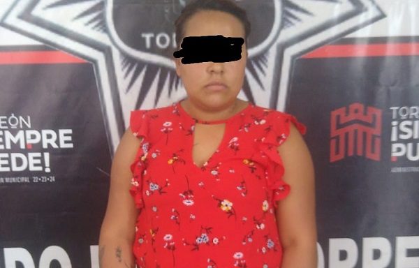 Detienen a mujer robando acompañada de su bebé de 2 años, en Torreón