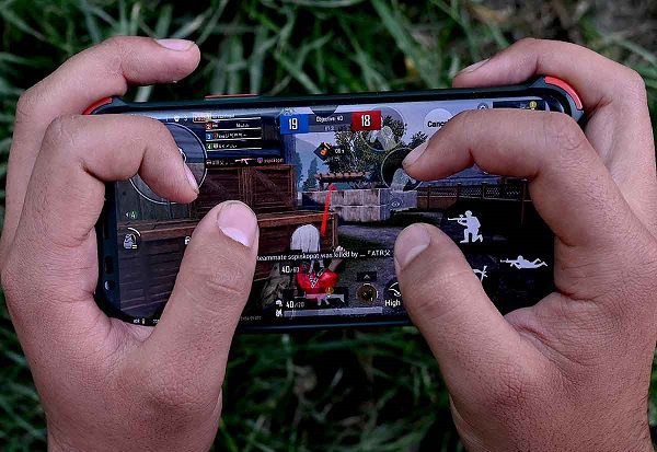 Los talibanes ordenan la prohibición de TikTok y el videojuego PUBG