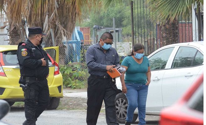 Samuel García acudirá al Semefo con los papás de Debanhi Escobar