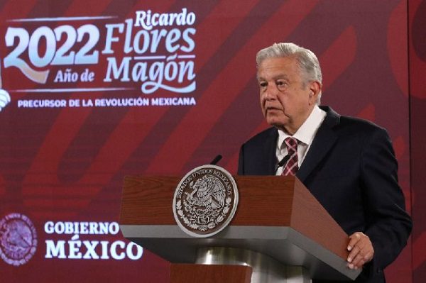 AMLO informa que usará avión de la Fuerza Aérea Mexicana en gira por Centroamérica