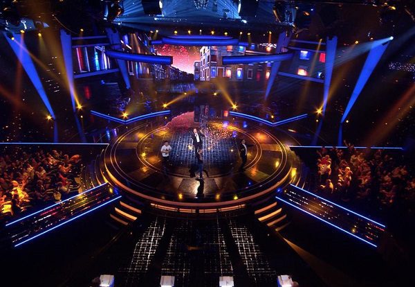 Suspende las transmisiones 'La Voz Holanda' por investigaciones de abuso sexual