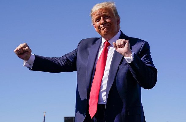 Republicanos piden a Musk que regrese a Trump a Twitter en caso de lograr compra