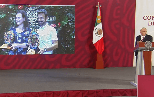 Activistas contra Tren Maya llegan a Palacio Nacional en búsqueda de reunirse con AMLO