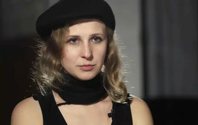 Rusia incluye a miembro del grupo punk Pussy Riot en su lista de personas buscadas