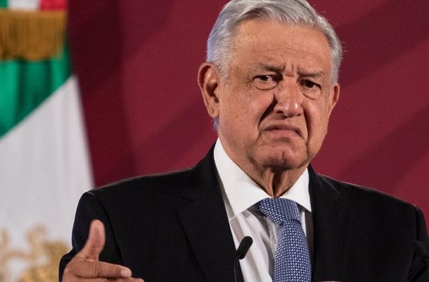 AMLO asegura que no incrementará el precio de la luz, pero pide ahorrarla