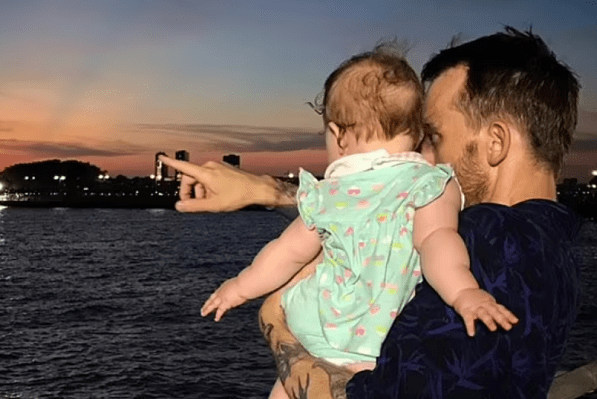 Muere el hijo del escritor Paul Auster tras ser acusado por la muerte de su hija