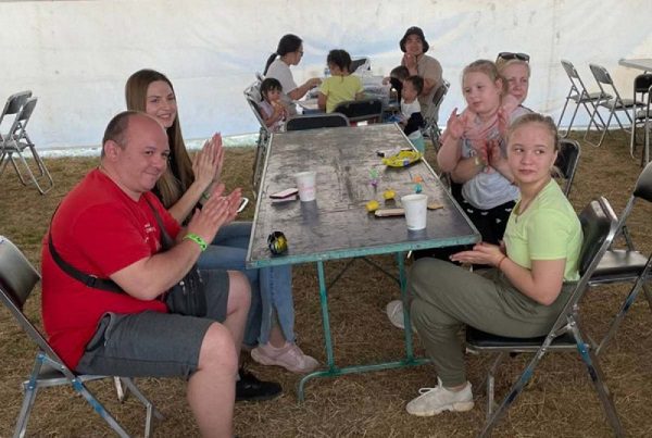 Ucranianos que se dirigen a EE.UU. estarían un mes en albergue de Iztapalapa: Batres