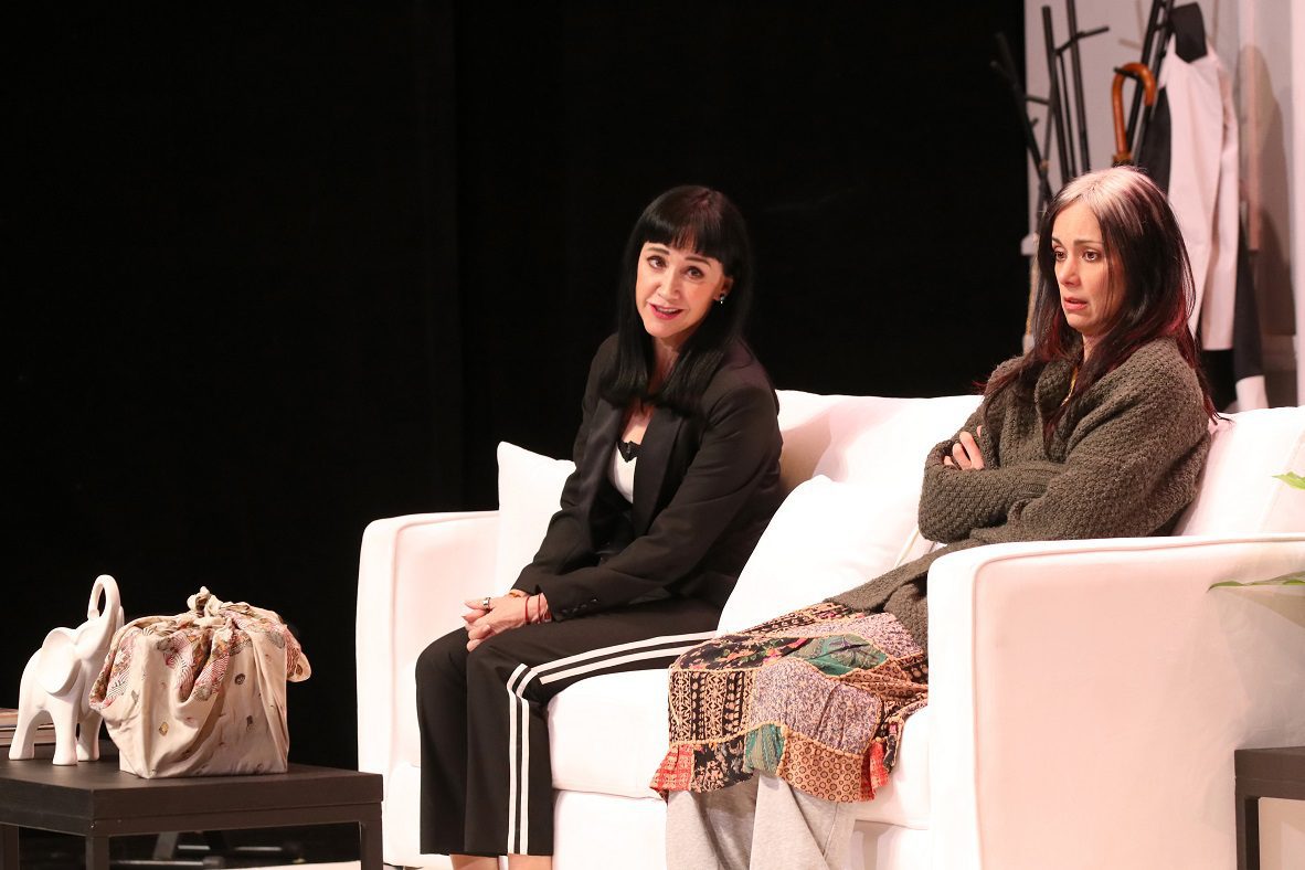 “Dos locas de remate” en el Nuevo Teatro Libanés
