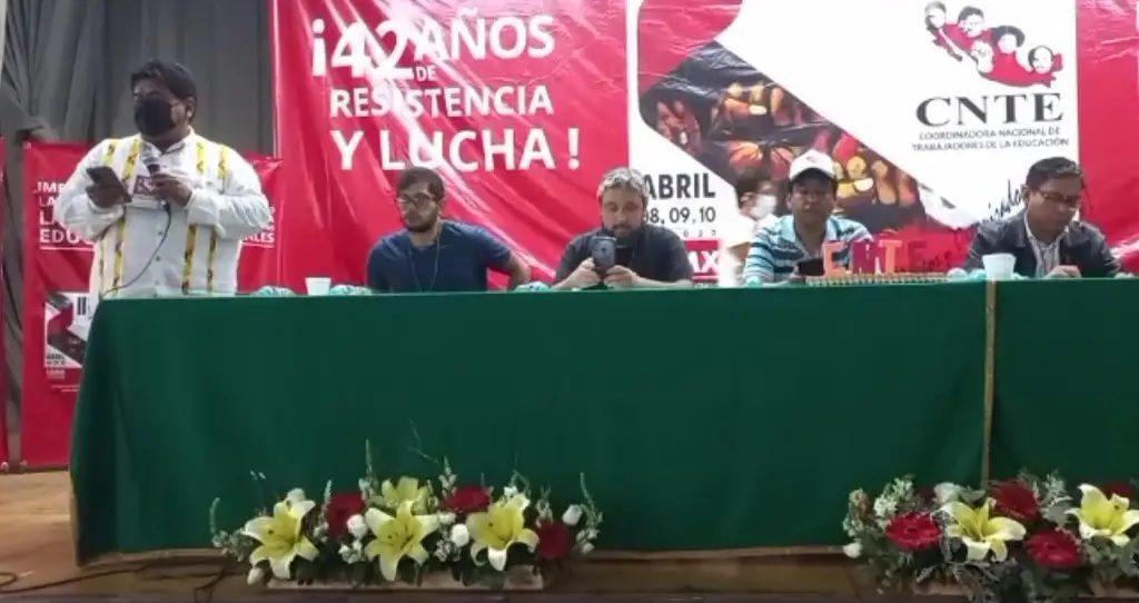 La CNTE califica de farsa la revocación de mandato