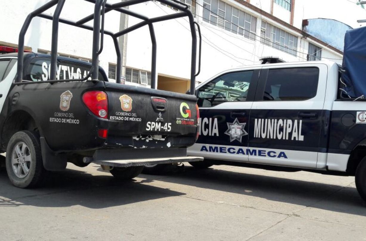 Policías de Amecameca