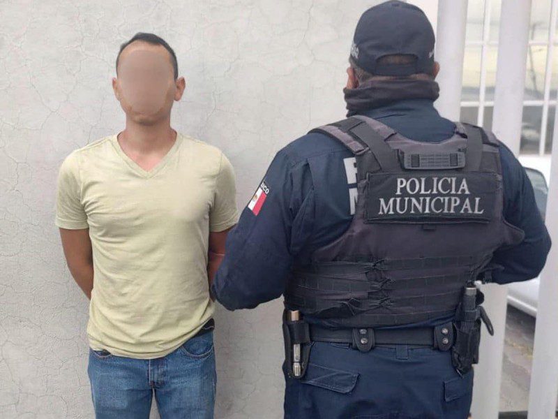 Sujeto detendio por grabar a mujeres en un centro comercial de Querétaro