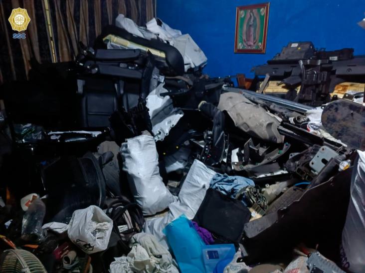 300 toneladas de autopartes aseguradas en Iztapalapa
