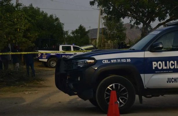 Tres niñas, de ocho, cinco y dos años, y un niño, de diez meses, fueron hallados sin vida en la comunidad indígena zapoteca de Chicapa de Castro, en el esto de Oaxaca, sur de México, e inicialmente su muerte se ha tipificado como homicidio, informó la Fiscalía General del Estado.