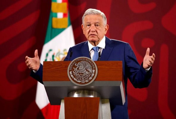 AMLO promete que el nuevo sistema de Salud estará listo en marzo de 2023