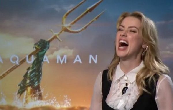 Amber Heard pide desestimar el caso y despide a su equipo de prensa