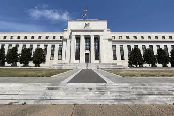 La Reserva Federal de EE.UU. aumenta su tasa de interés en 50 puntos base