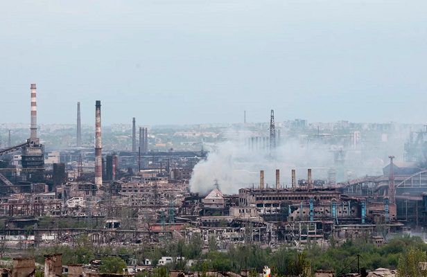 Convoy de la ONU alista evacuación de civiles en Mariúpol